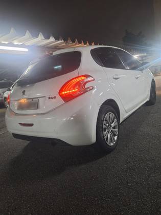 PEUGEOT 208 1.5 ACTIVE 8V FLEX 4P MANUAL PEUGEOT 208 1.5 ACTIVE 8V FLEX 4P MANUAL